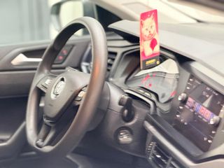 Volkswagen Polo 2019-thumb-11