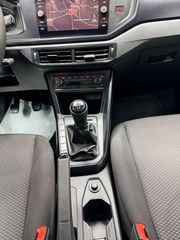 Volkswagen Polo 2019-thumb-18