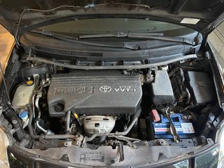 Toyota Auris 2009 VVT-i