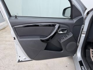 Dacia Duster 2017 ΑΥΤΟΜΑΤΟ 1.5DCI / AUTO ΛΑΖΑΡΙΔΗΣ-thumb-45