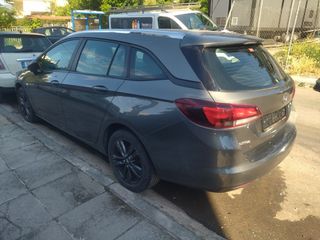 Opel Astra 2019 Automatic-thumb-9