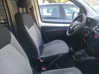 Fiat Fiorino 2021-thumb-13
