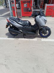 Yamaha XMAX 300 2021-thumb-2