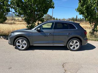 Audi Q5 2021-thumb-12