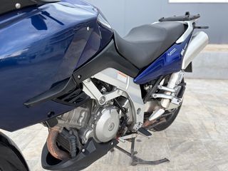 Suzuki V-Strom 1000 2005 V-STROM 1000-thumb-5