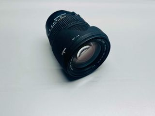 Sigma 18-200mm f/3.5-6.3 DC OS Zoom Lens