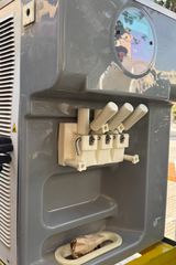Παγωτομηχανη carpigiani-thumb-3
