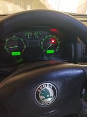 Skoda Octavia 2004 1.9 diesel-thumb-3