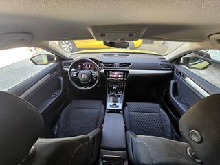 Skoda Superb 2023 2.0 TDI Ambition FACELIFT (1380)-thumb-18