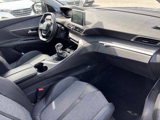Peugeot 3008 2018 Blue-HDi Allure-thumb-10