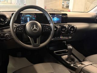 Mercedes-Benz A 160 2022-thumb-8