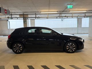 Mercedes-Benz A 160 2022-thumb-11