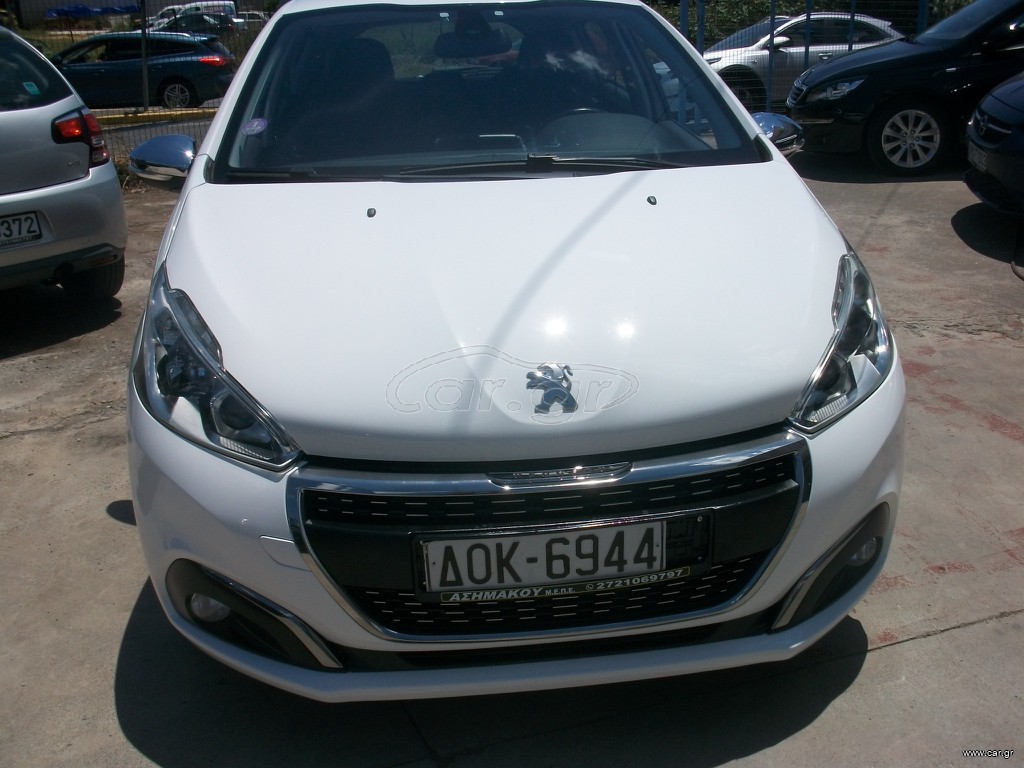 Peugeot 208 2016 1.2 PURETECH 110 ALLURE