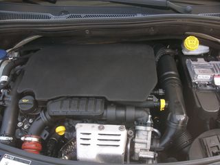 Peugeot 208 2016 1.2 PURETECH 110 ALLURE-thumb-1