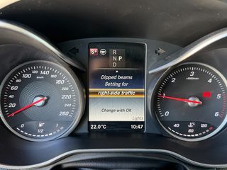 Mercedes-Benz GLC 220 2017 D 4MATIC 9G-TRONIC-thumb-22