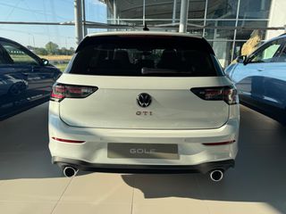 Volkswagen Golf 2026 GTI 2.0 TSI 265 PS DSG-thumb-3