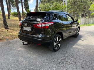 Nissan Qashqai 2016 4X4 DIESEL-thumb-1