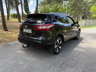 Nissan Qashqai 2016 4X4 DIESEL-thumb-8