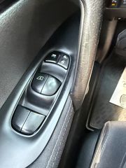 Nissan Qashqai 2016 4X4 DIESEL-thumb-23
