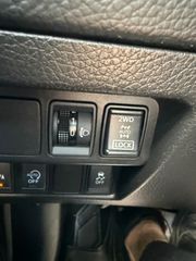Nissan Qashqai 2016 4X4 DIESEL-thumb-24