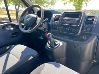 Κλούβα Opel 2017 Vivaro-thumb-21