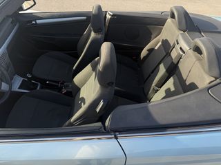 Opel Astra 2011 Cabrio-thumb-6