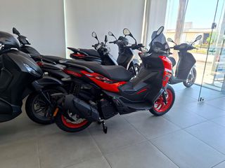 Aprilia SR GT 200 2026 SR GT 200-thumb-2