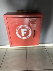 Πυροσβεστήρες & πυροσβεστική φωλιά
