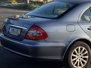 Mercedes-Benz E 280 2008 4 MATIC-thumb-8