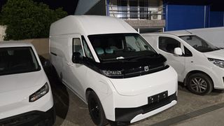 Κλούβα Mercedes-Benz 2026 Farizon SuperVan ετοιμοπαράδοτο