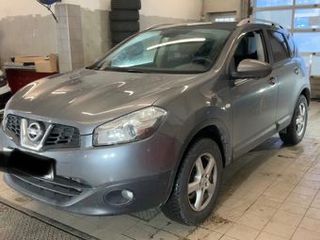 Nissan Qashqai 2012 4x4 panorama diesel