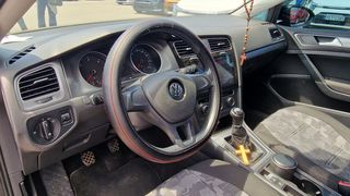 Volkswagen Golf 2014-thumb-8