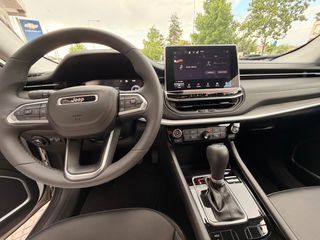 Jeep Compass 2025 Altitude eHYBRID-thumb-8