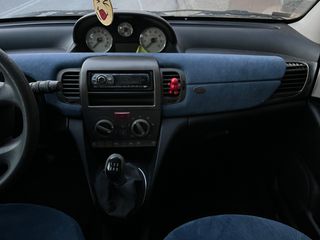 Lancia Ypsilon 2004 YPSILON-thumb-7