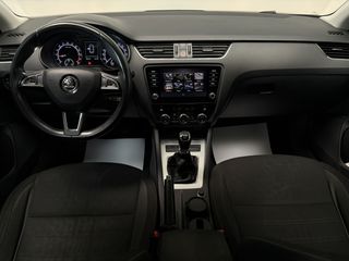 Skoda Octavia 2019 1.6TDI (από 165€/μήνα)-thumb-18