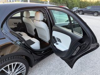 Mercedes-Benz A 180 2018 1.5 Diesel ΑΥΤΟΜΑΤΟ (Μεγάλες Οθόνες - Ανοικτόχρωμο Σαλόνι)-thumb-64