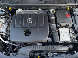 Mercedes-Benz A 180 2018 1.5 Diesel ΑΥΤΟΜΑΤΟ (Μεγάλες Οθόνες - Ανοικτόχρωμο Σαλόνι)-thumb-82