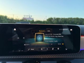Mercedes-Benz A 180 2018 1.5 Diesel ΑΥΤΟΜΑΤΟ (Μεγάλες Οθόνες - Ανοικτόχρωμο Σαλόνι)-thumb-41
