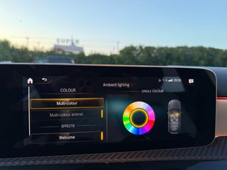 Mercedes-Benz A 180 2018 1.5 Diesel ΑΥΤΟΜΑΤΟ (Μεγάλες Οθόνες - Ανοικτόχρωμο Σαλόνι)-thumb-44