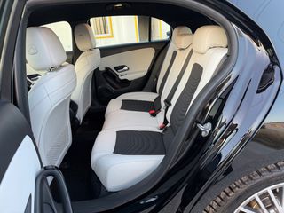 Mercedes-Benz A 180 2018 1.5 Diesel ΑΥΤΟΜΑΤΟ (Μεγάλες Οθόνες - Ανοικτόχρωμο Σαλόνι)-thumb-60