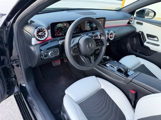 Mercedes-Benz A 180 2018 1.5 Diesel ΑΥΤΟΜΑΤΟ (Μεγάλες Οθόνες - Ανοικτόχρωμο Σαλόνι)-thumb-16