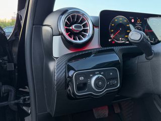 Mercedes-Benz A 180 2018 1.5 Diesel ΑΥΤΟΜΑΤΟ (Μεγάλες Οθόνες - Ανοικτόχρωμο Σαλόνι)-thumb-17
