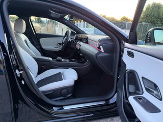 Mercedes-Benz A 180 2018 1.5 Diesel ΑΥΤΟΜΑΤΟ (Μεγάλες Οθόνες - Ανοικτόχρωμο Σαλόνι)-thumb-28