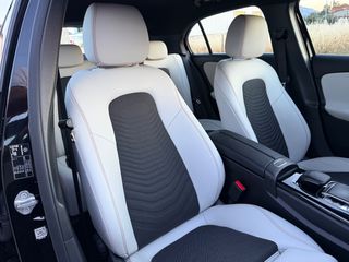 Mercedes-Benz A 180 2018 1.5 Diesel ΑΥΤΟΜΑΤΟ (Μεγάλες Οθόνες - Ανοικτόχρωμο Σαλόνι)-thumb-32
