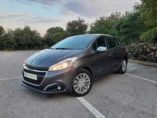 Peugeot 208 2018 1,2 / 110 hp - 6TAXYTO - CLIMA - NAVI - ARISTO