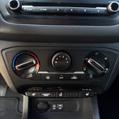 Hyundai i 20 2018 passion-thumb-13