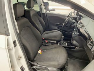 Opel Corsa 2016-thumb-21