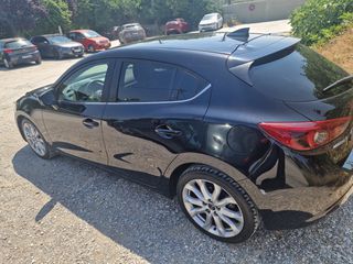 Mazda 3 2016-thumb-8