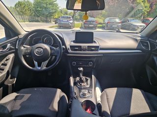 Mazda 3 2016-thumb-13