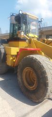 Loader With Tires CAT 1995 950 F2